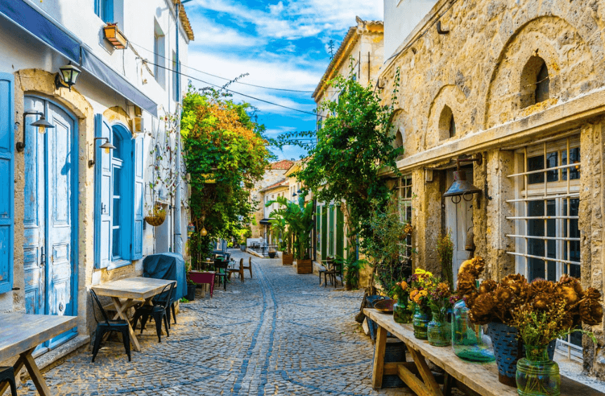 Features and History of Alaçatı Historic Stone Houses