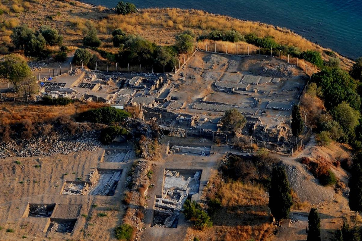 How to get to Erythrai Ancient City?