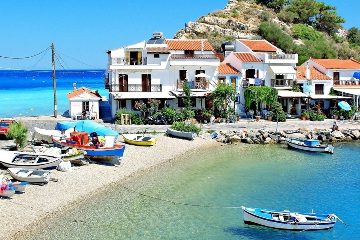 Çeşme to Chios Island