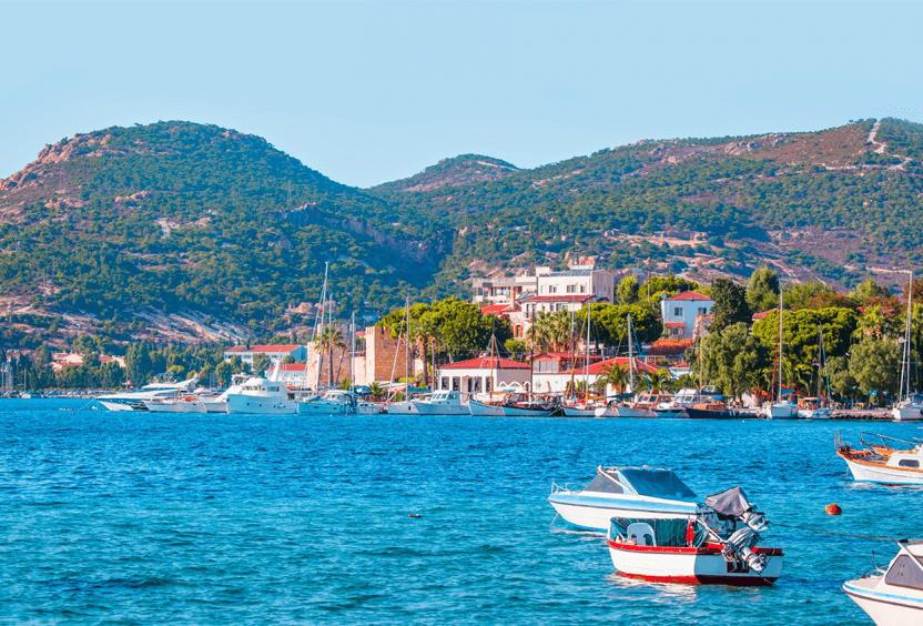 How to get to Foça?